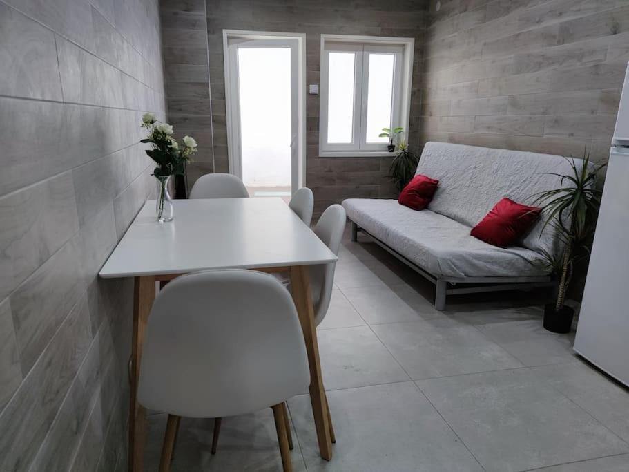 Torre Dos Clerigos Apartment Порту Экстерьер фото