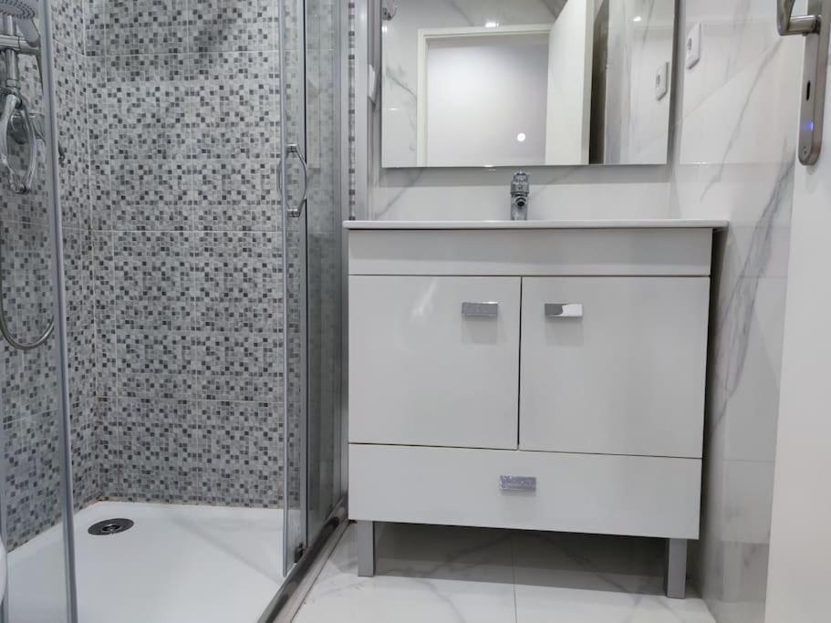 Torre Dos Clerigos Apartment Порту Экстерьер фото