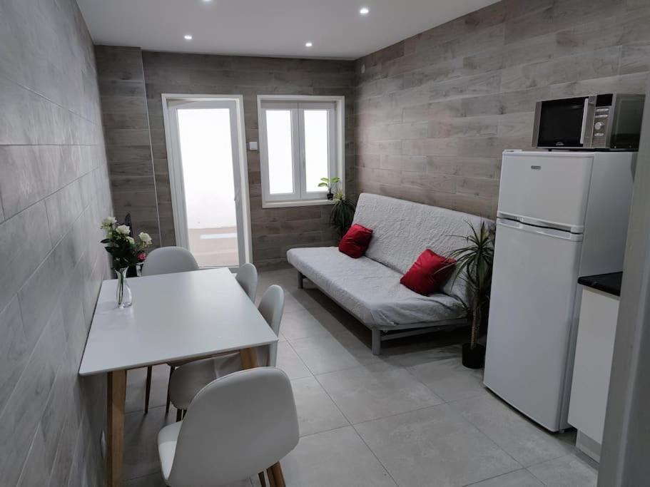 Torre Dos Clerigos Apartment Порту Экстерьер фото