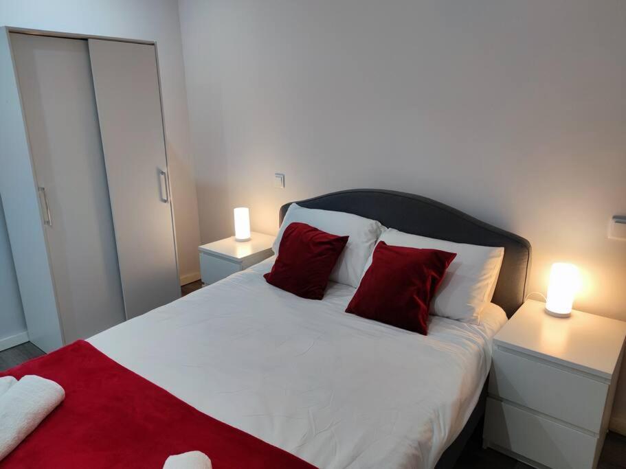 Torre Dos Clerigos Apartment Порту Экстерьер фото